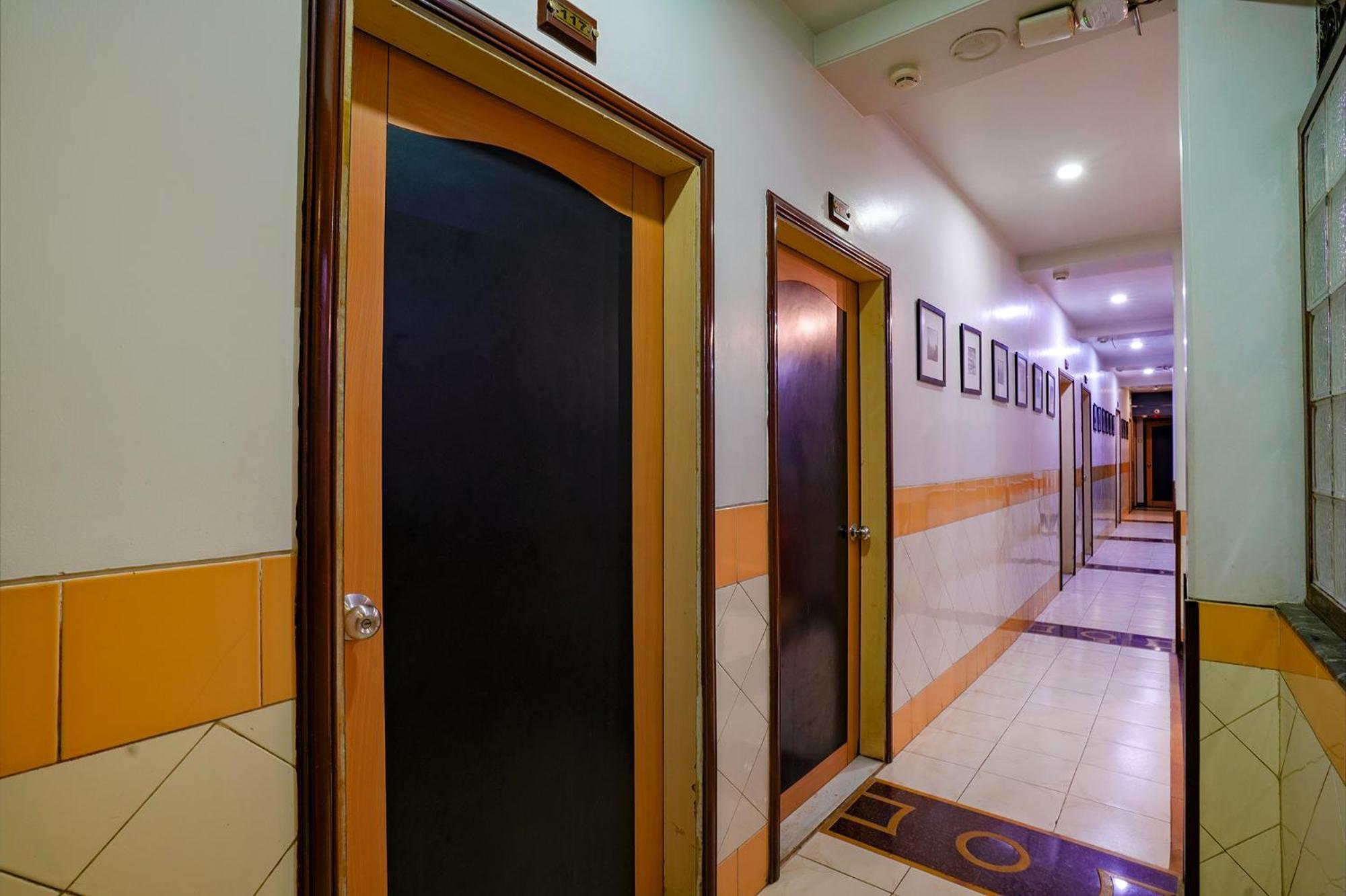 Hotel Fabexpress Manas Residency Bombaj Exteriér fotografie